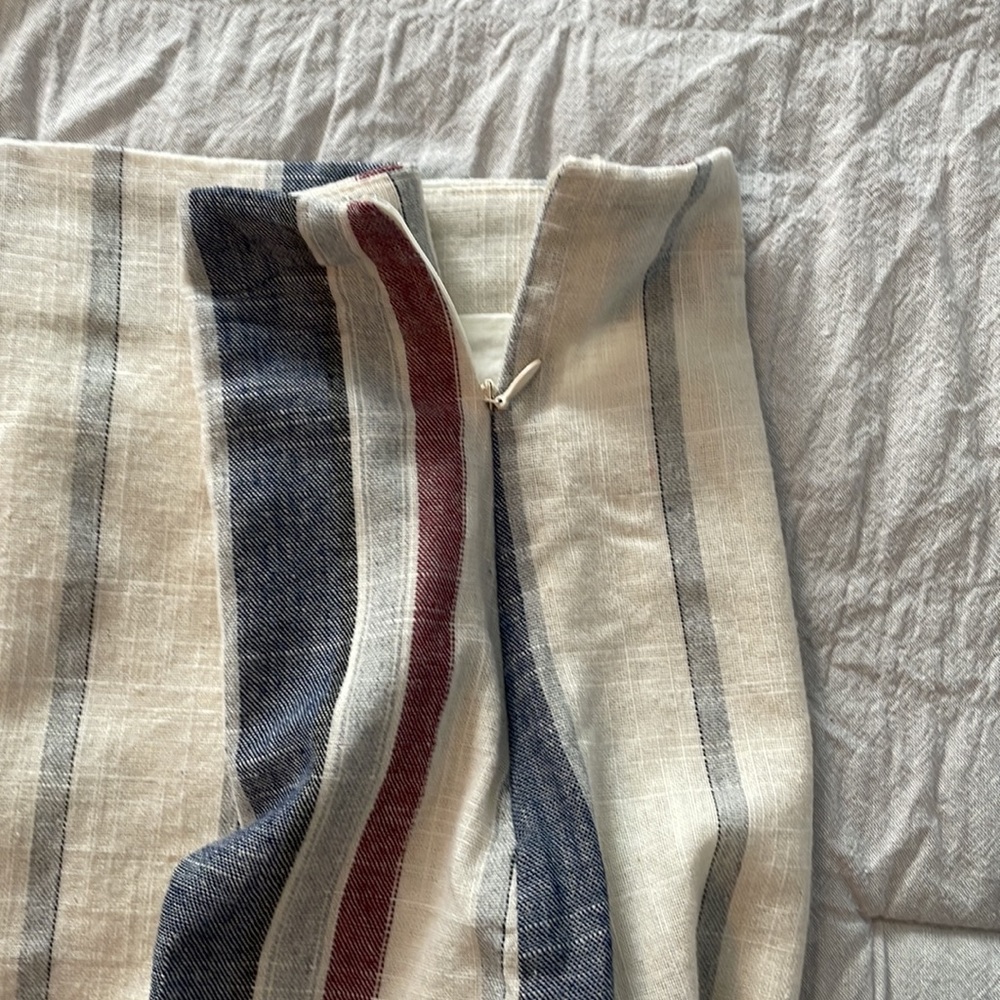 Forever 21 Women's Stripped Side Zip Miniskirt - Picture 3 of 8